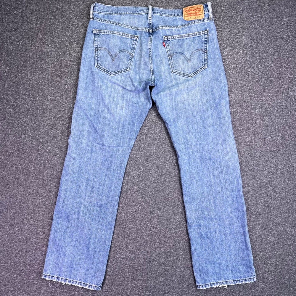 Levis 514 Jeans Mens 36x32 Light Wash Slim Straight Classic Casual Denim Retro - Picture 2 of 16